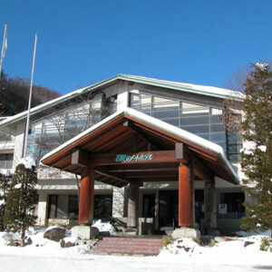 <span>2月9日宿泊</span><span>四季の森 <br>尾瀬岩鞍リゾートホテル</span><span>利根郡片品村土出2609</span><span>一泊二日付き<br class="sp_nondisplay">奥利根観光特別プラン</span>